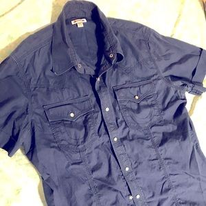 Short sleeve dress shirt